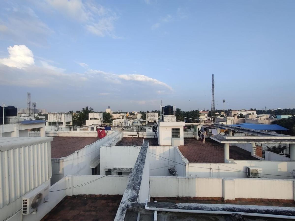 الشقق الفندقية شينايفي  Allamanda Abode المظهر الخارجي الصورة